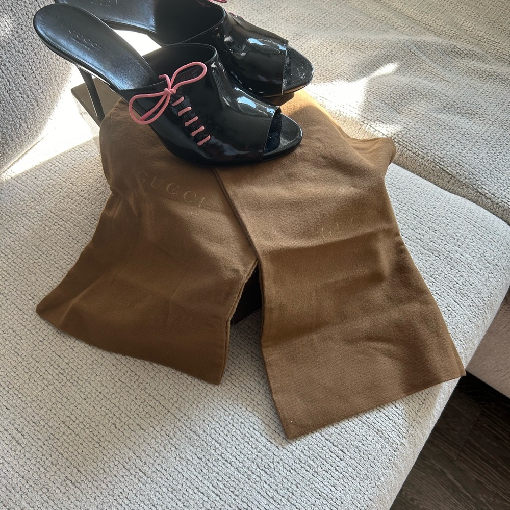Gucci, Patton, leather mules with pink tie - Picture 5 of 7